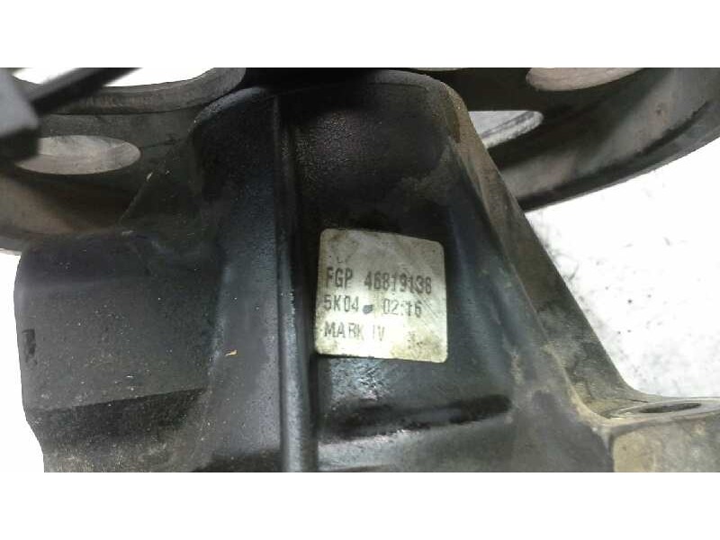 Recambio de bomba agua para opel corsa c silverline referencia OEM IAM 46819138  