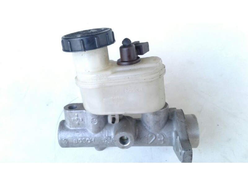 Recambio de bomba freno para nissan almera (n16/e) acenta referencia OEM IAM 460105M302  