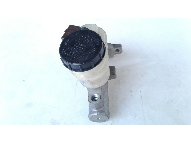 Recambio de bomba freno para nissan almera (n16/e) acenta referencia OEM IAM 460105M302  