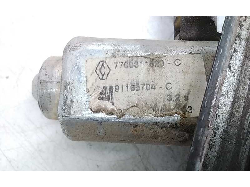 Recambio de elevalunas delantero izquierdo para opel movano 2.2 dti referencia OEM IAM 7700211829C  