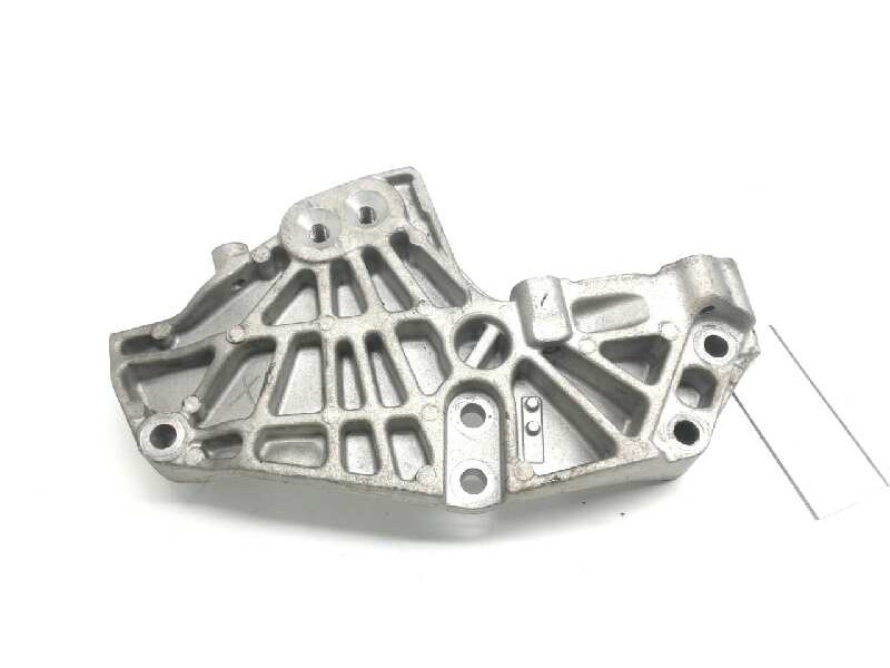 Recambio de soporte motor derecho inferior para renault koleos expression referencia OEM IAM 8200741758  