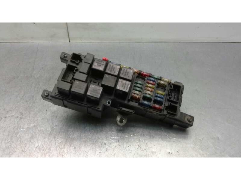 Recambio de caja fusibles para volvo s80 berlina 2.5 d referencia OEM IAM 9452993  