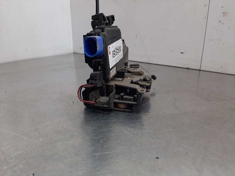 Recambio de cerradura puerta trasera izquierda para skoda fabia familiar (6y5) comfort referencia OEM IAM   