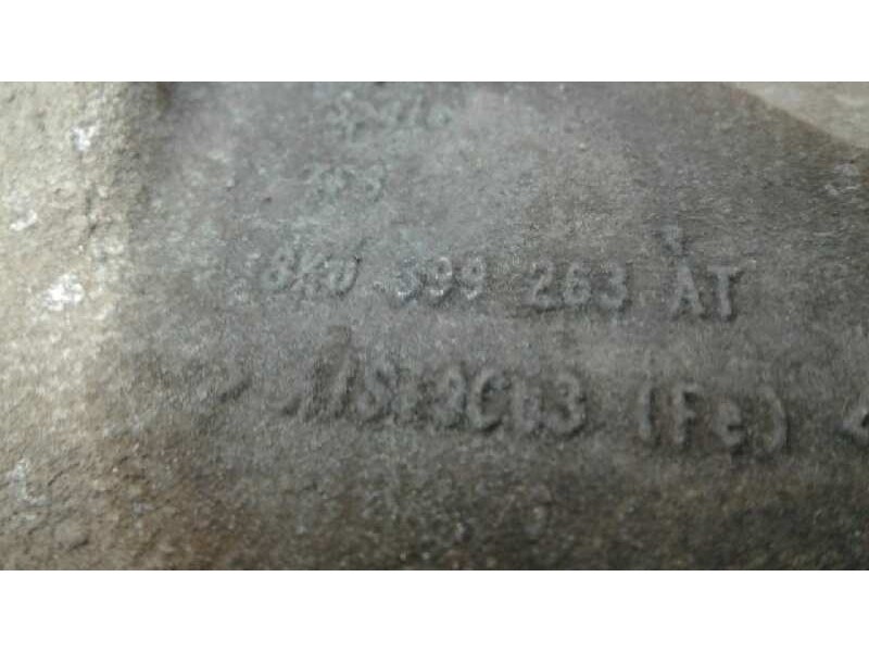 Recambio de soporte caja cambios inferior para audi a6 avant (4g5) 2.0 tdi referencia OEM IAM 8K0399263AT  