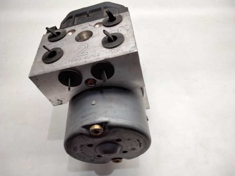 Recambio de centralita abs para nissan almera tino (v10m) referencia OEM IAM 476604U102 BOSCH 0265216787