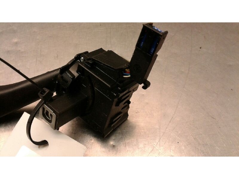 Recambio de mando limpia para seat leon (1p1) stylance / style referencia OEM IAM 1K0953519J9B9  