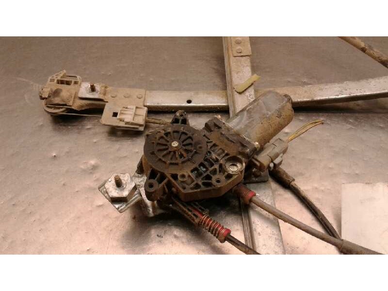 Recambio de elevalunas delantero izquierdo para citroen xsara break 1.6i 16v exclusive referencia OEM IAM 9221L3  