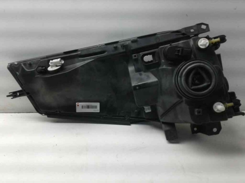 Recambio de faro derecho para renault maxity referencia OEM IAM 89317221  