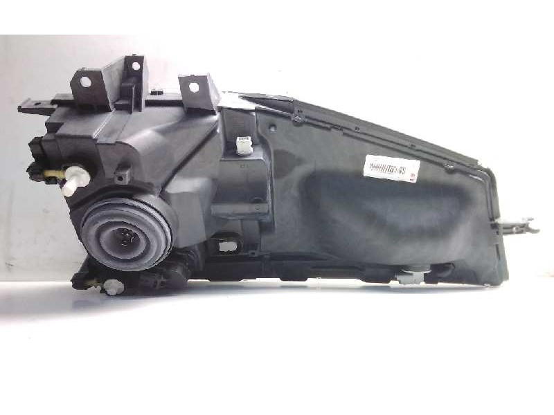 Recambio de faro derecho para renault maxity referencia OEM IAM 89317221  