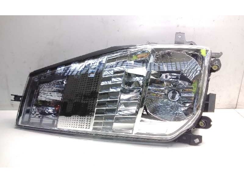 Recambio de faro derecho para renault maxity referencia OEM IAM 89317221  