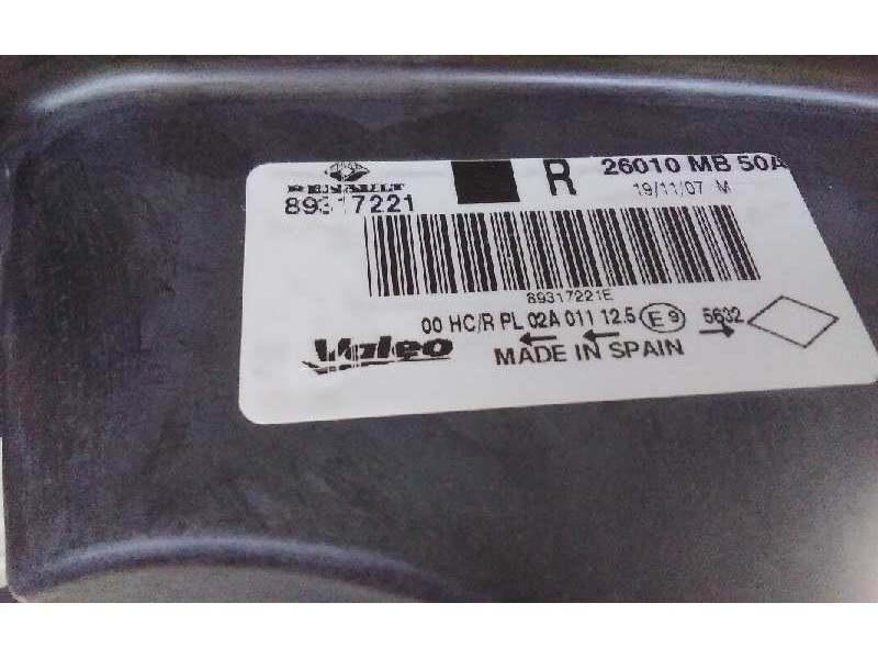 Recambio de faro derecho para renault maxity referencia OEM IAM 89317221  