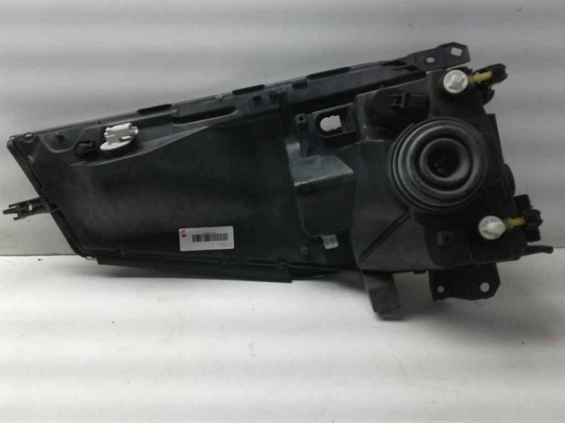 Recambio de faro derecho para renault maxity referencia OEM IAM 89317221  