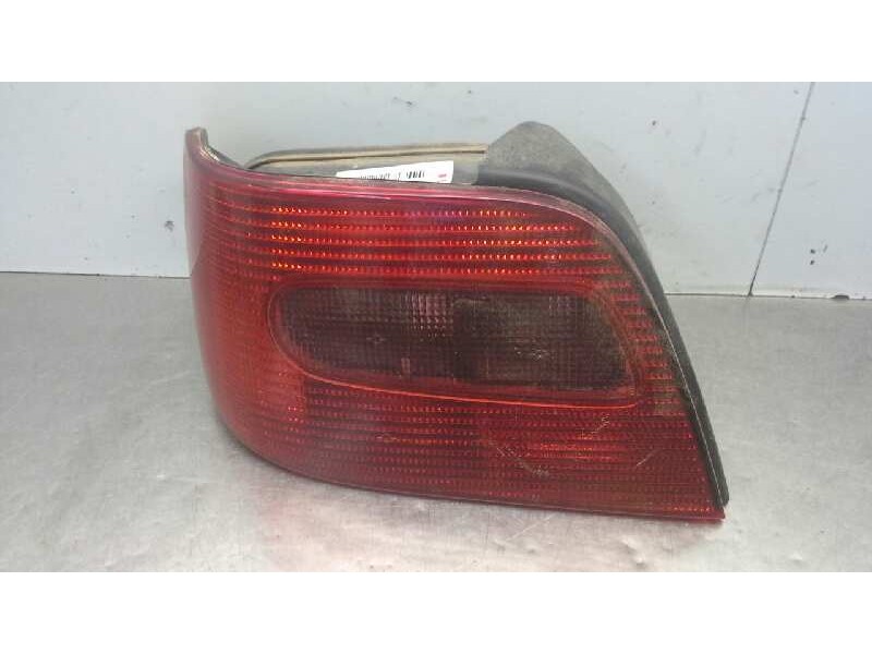 Recambio de piloto trasero izquierdo para citroen xsara berlina 1.6i 16v sx referencia OEM IAM   