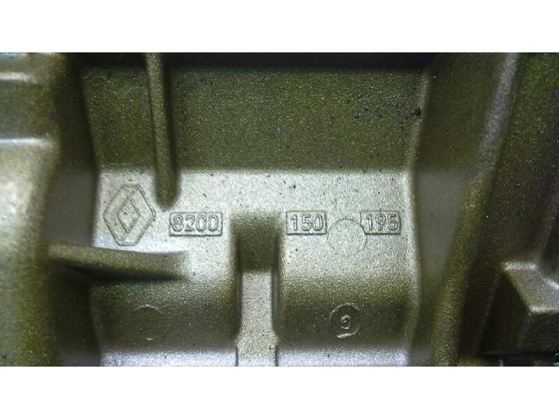 Recambio de bomba aceite para renault megane ii coupe/cabrio 1.6 16v referencia OEM IAM K4M700  