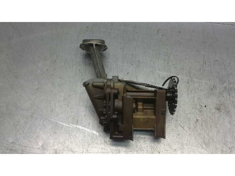 Recambio de bomba aceite para renault megane ii coupe/cabrio 1.6 16v referencia OEM IAM K4M700  