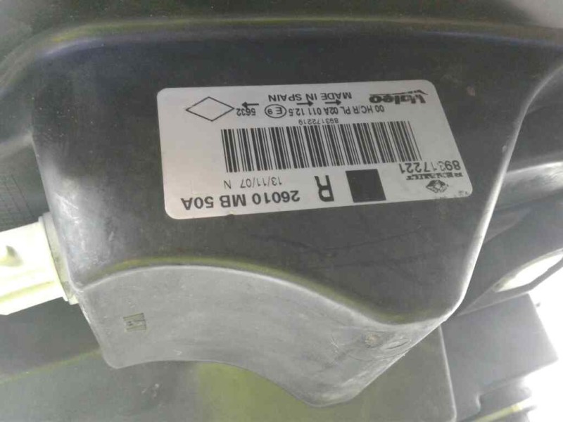 Recambio de faro derecho para renault maxity referencia OEM IAM 89317221  