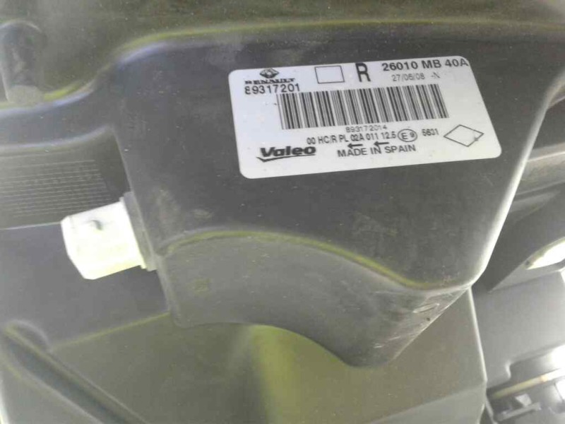 Recambio de faro derecho para renault maxity referencia OEM IAM 89317201  