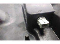 Recambio de faro derecho para renault maxity referencia OEM IAM 89317201   2