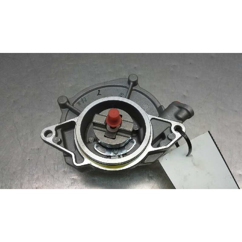 Recambio de depresor freno / bomba vacio para nissan pathfinder (r51) 3.0 v6 dci cat referencia OEM IAM 8200807472A  