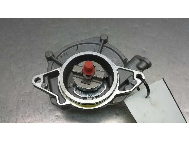 Recambio de depresor freno / bomba vacio para nissan pathfinder (r51) 3.0 v6 dci cat referencia OEM IAM 8200807472A  