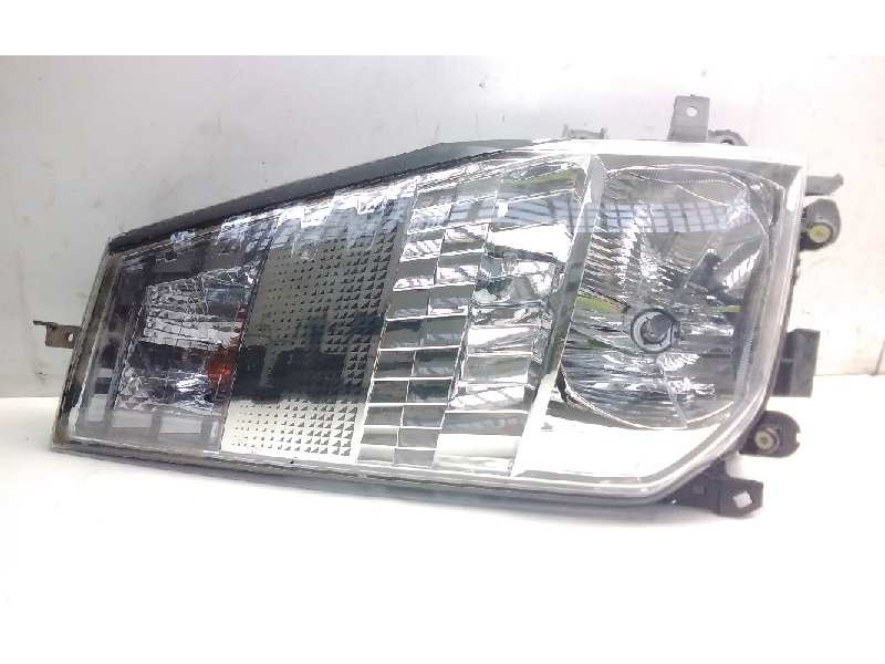 Recambio de faro derecho para renault maxity referencia OEM IAM 89317201  