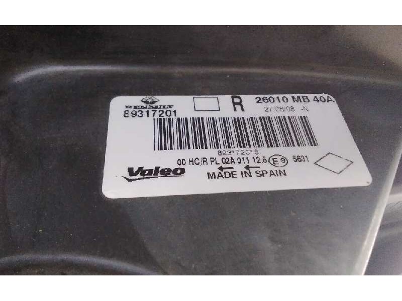 Recambio de faro derecho para renault maxity referencia OEM IAM 89317201  