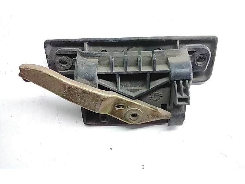 Recambio de maneta exterior trasera derecha para peugeot 205 berlina 1.1 referencia OEM IAM   