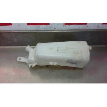 Recambio de deposito limpia para renault clio iii referencia OEM IAM 7701058023  