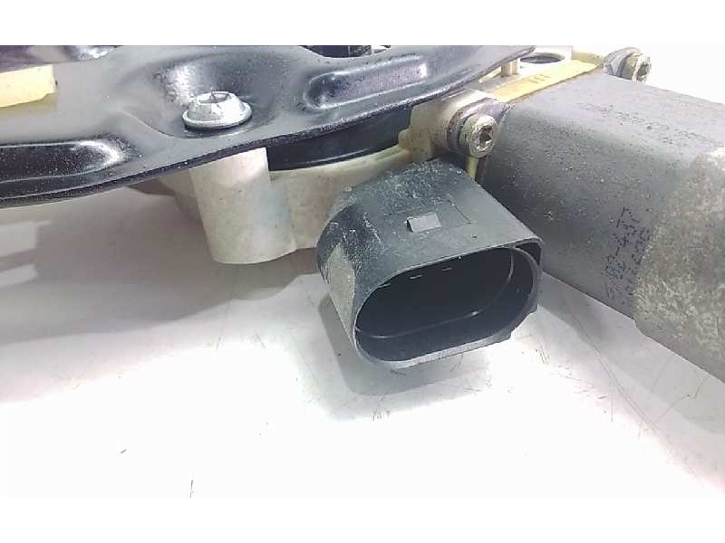 Recambio de elevalunas trasero derecho para bmw serie 5 berlina (e60) 530i referencia OEM IAM 7034388S  