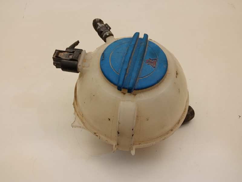 Recambio de deposito expansion para skoda fabia active referencia OEM IAM 6C0121407  