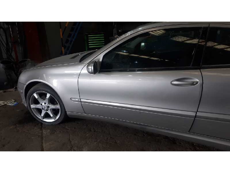 mercedes clase c (w203) sportcoupe del año 2006