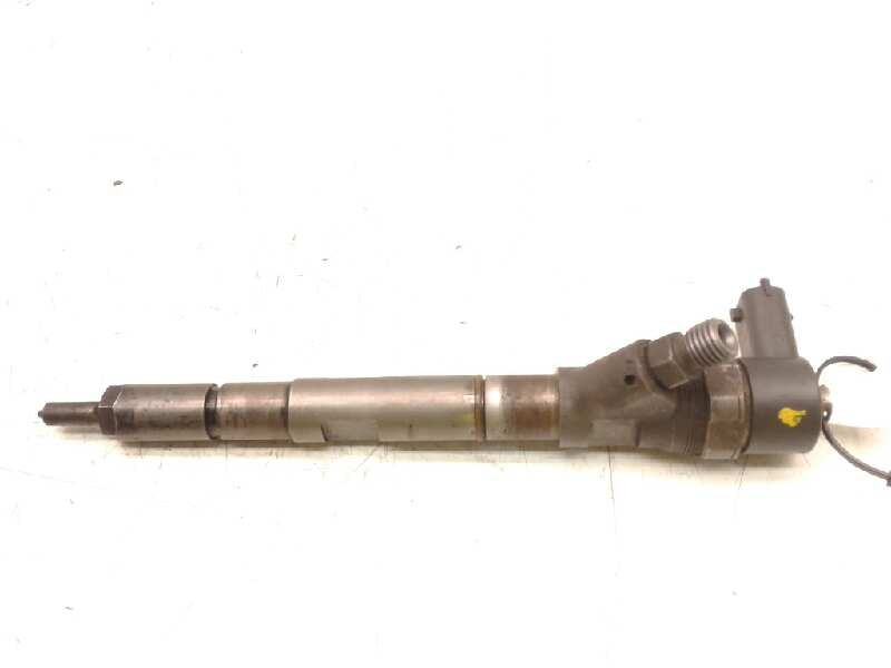 Recambio de inyector para kia sorento 2.5 crdi vgt ex1 referencia OEM IAM 33800  