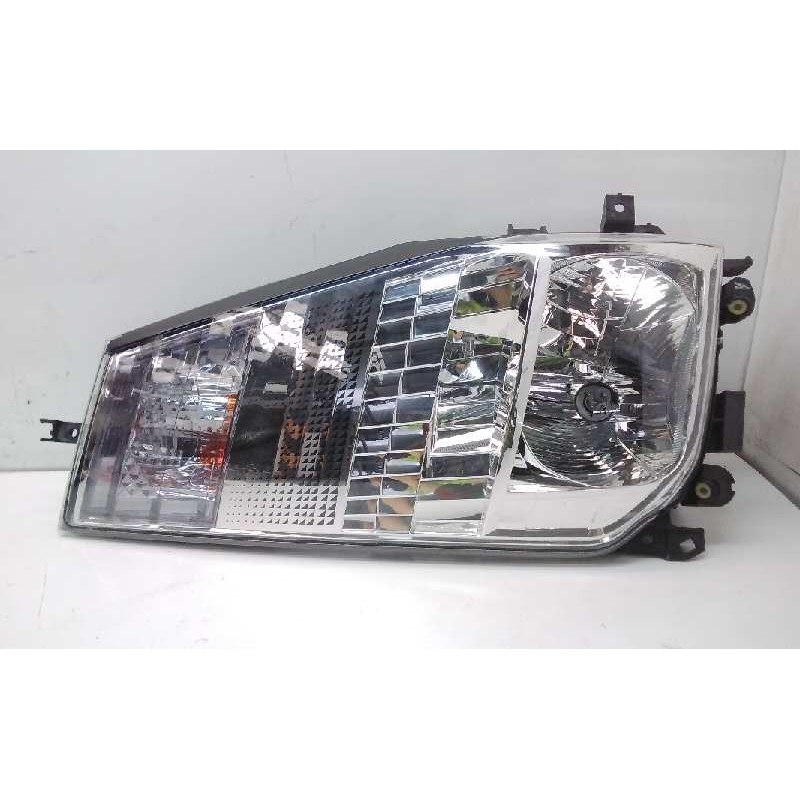 Recambio de faro derecho para renault maxity referencia OEM IAM 89317221  