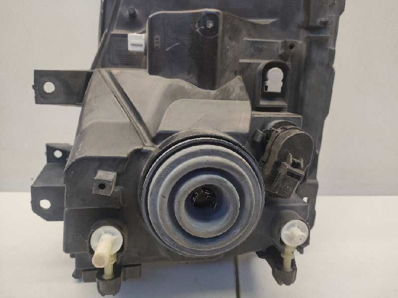 Recambio de faro derecho para nissan cabstar 110.45 referencia OEM IAM 89314261  26010BM500