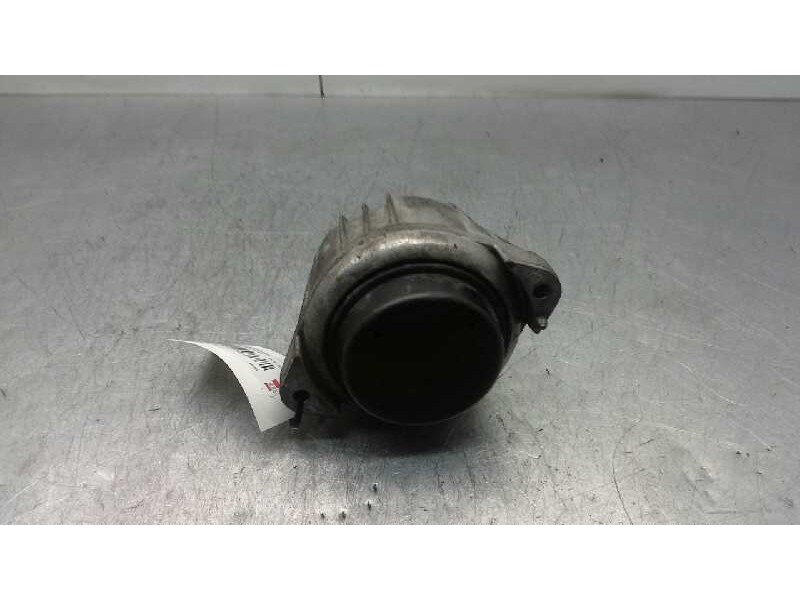 Recambio de soporte motor izquierdo inferior para bmw serie 1 berlina (e81/e87) 120d referencia OEM IAM 13981112  
