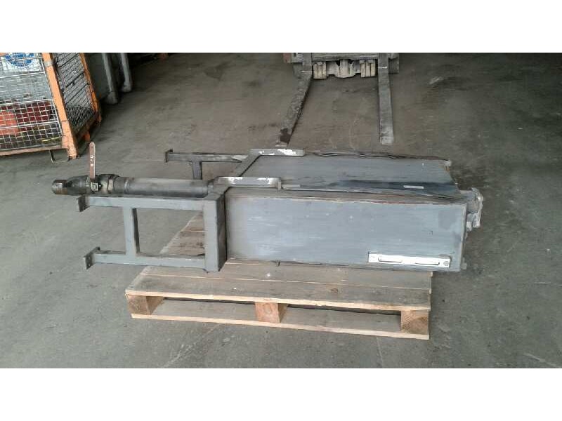 Recambio de deposito aceite hidraulico para scania serie 4 (p/r 94 g) fg  220 (6x2) e2 corto cp 13 / 14 b referencia OEM IAM   