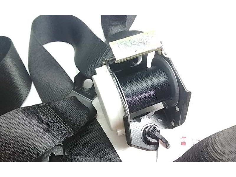 Recambio de cinturon seguridad trasero central para bmw serie 5 berlina (e60) 530i referencia OEM IAM 33005895  