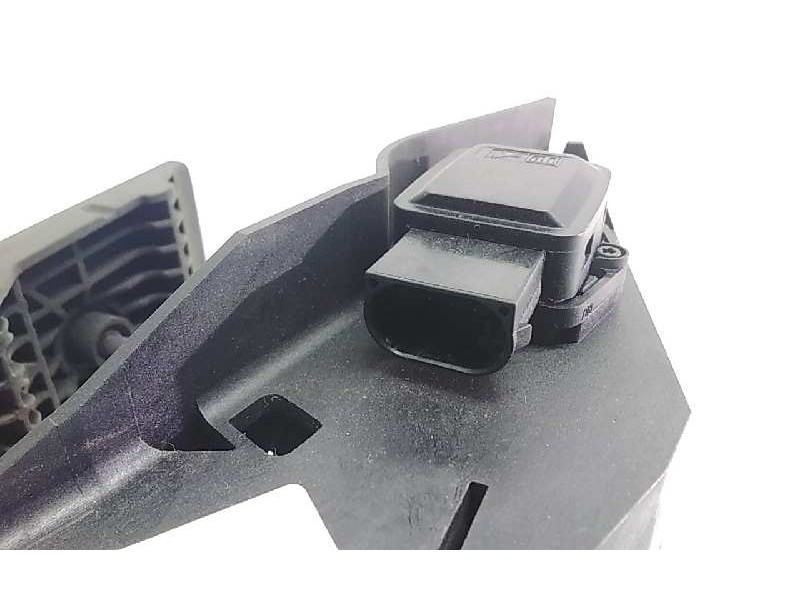 Recambio de potenciometro pedal para bmw serie 5 berlina (e60) 530i referencia OEM IAM 25916010  
