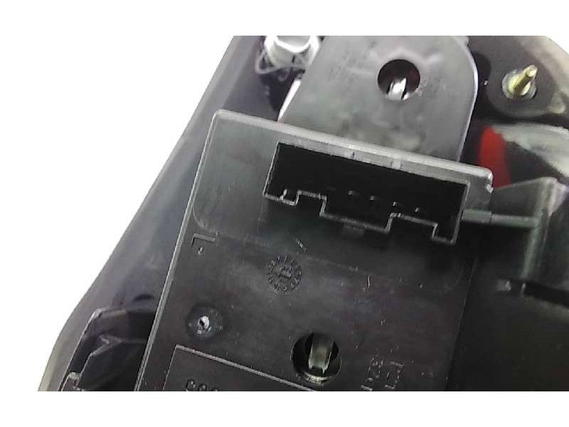 Recambio de piloto trasero izquierdo para bmw serie 5 berlina (e60) 530i referencia OEM IAM 6910767  