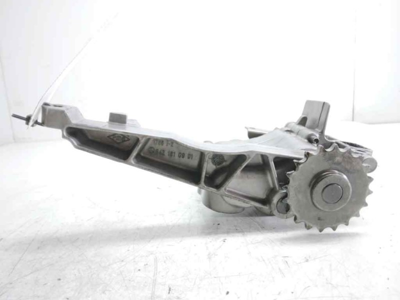 Recambio de bomba aceite para mercedes clase m (w164) 320 / 350 cdi (164.122) referencia OEM IAM 6421810901  