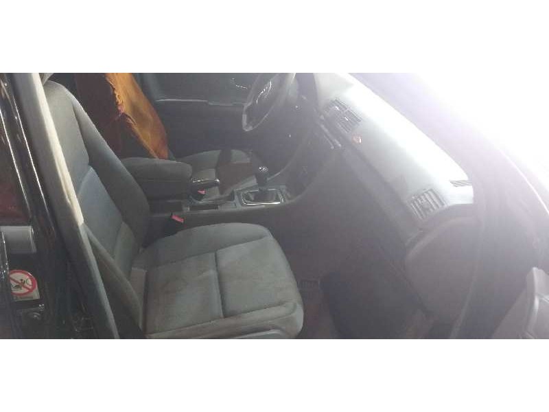 audi a4 berlina (8e) del año 2001