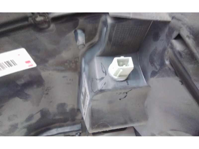 Recambio de faro izquierdo para nissan cabstar 110.45 referencia OEM IAM 89317211  26060BM500