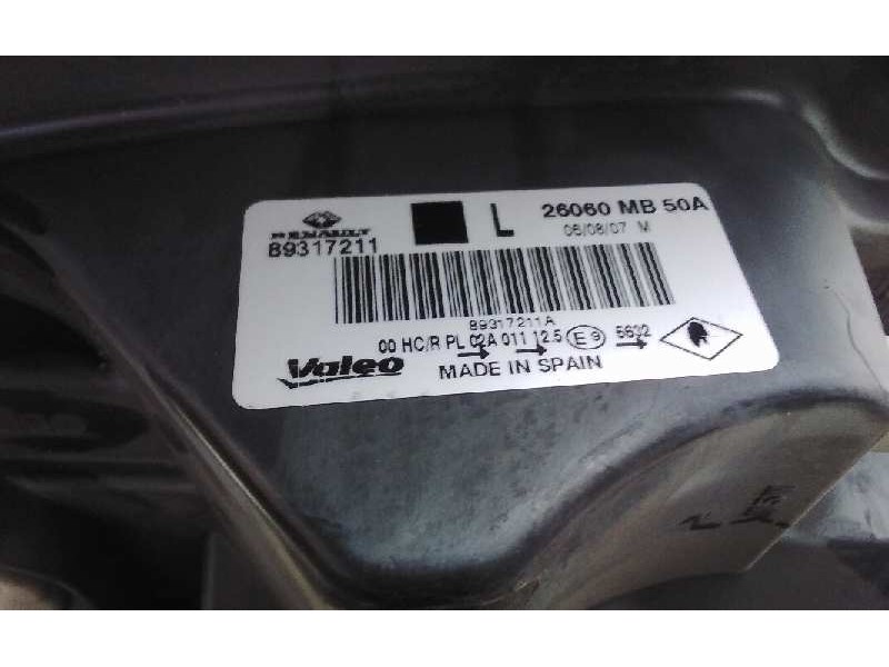 Recambio de faro izquierdo para nissan cabstar 110.45 referencia OEM IAM 89317211  26060BM500