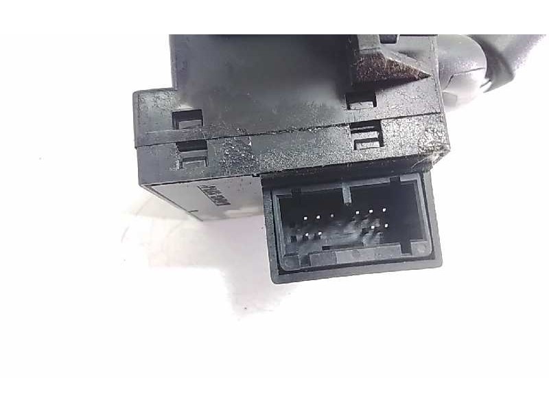 Recambio de mando limpia para land rover discovery v6 td se referencia OEM IAM   