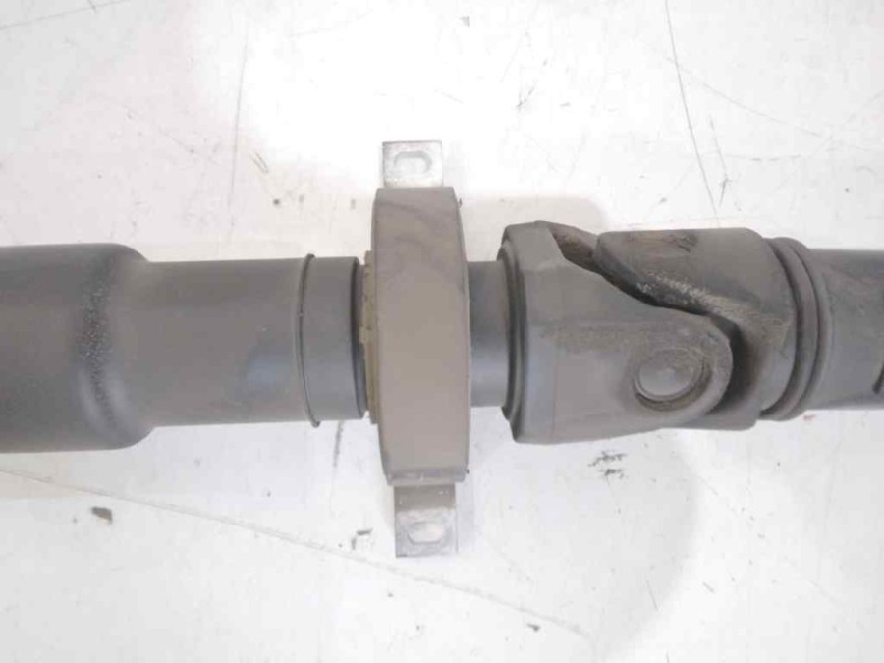 Recambio de transmision central para bmw serie 5 berlina (e60) 530i referencia OEM IAM 75298968A102  