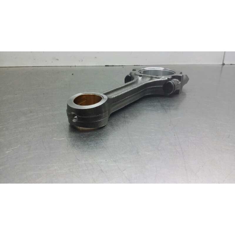 Recambio de biela para nissan almera tino (v10m) 2.2 16v turbodiesel cat referencia OEM IAM 5M  10103AW400