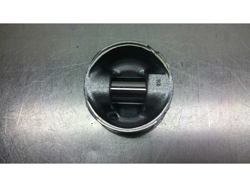 Recambio de piston para nissan almera tino (v10m) 2.2 16v turbodiesel cat referencia OEM IAM   10103AW400