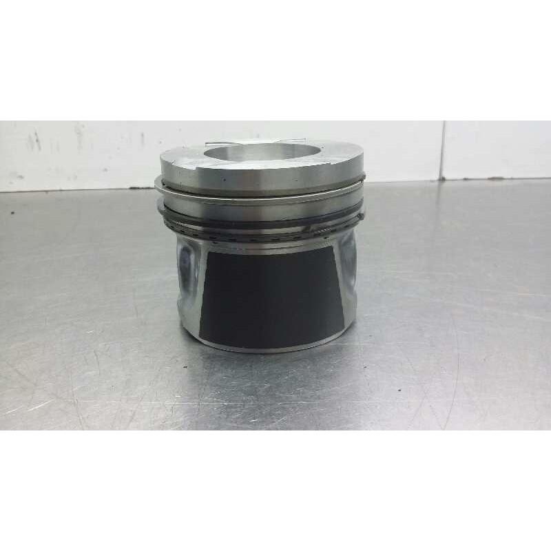 Recambio de piston para nissan almera tino (v10m) 2.2 16v turbodiesel cat referencia OEM IAM   10103AW400