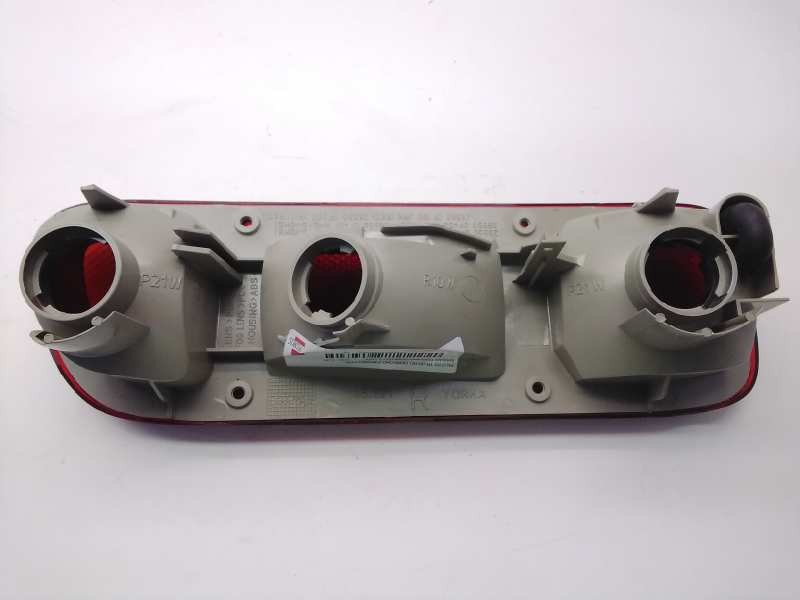 Recambio de piloto trasero derecho paragolpes para nissan terrano/terrano.ii (r20) referencia OEM IAM 26550OF400 INGLES DEFECTUO