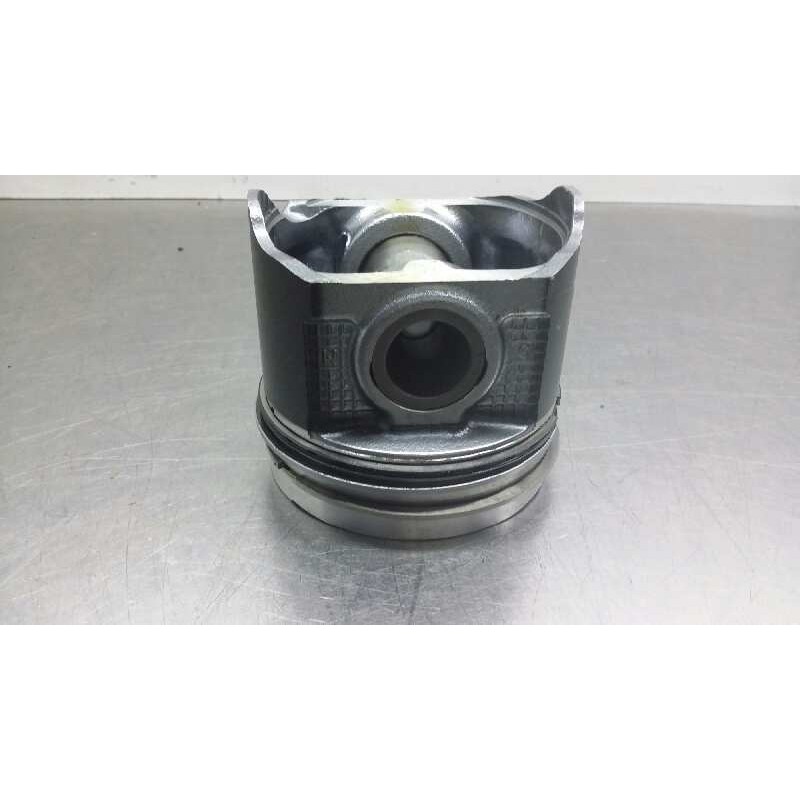 Recambio de piston para nissan almera (n16/e) 2.2 16v turbodiesel cat referencia OEM IAM   10103BN360